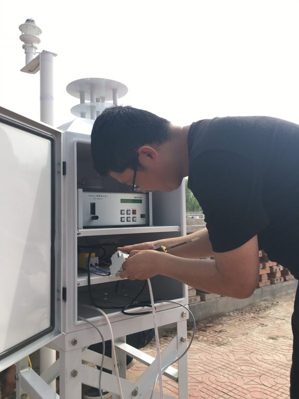 廊坊氣象局市區(qū)國家觀測站自動(dòng)花粉監(jiān)測安裝